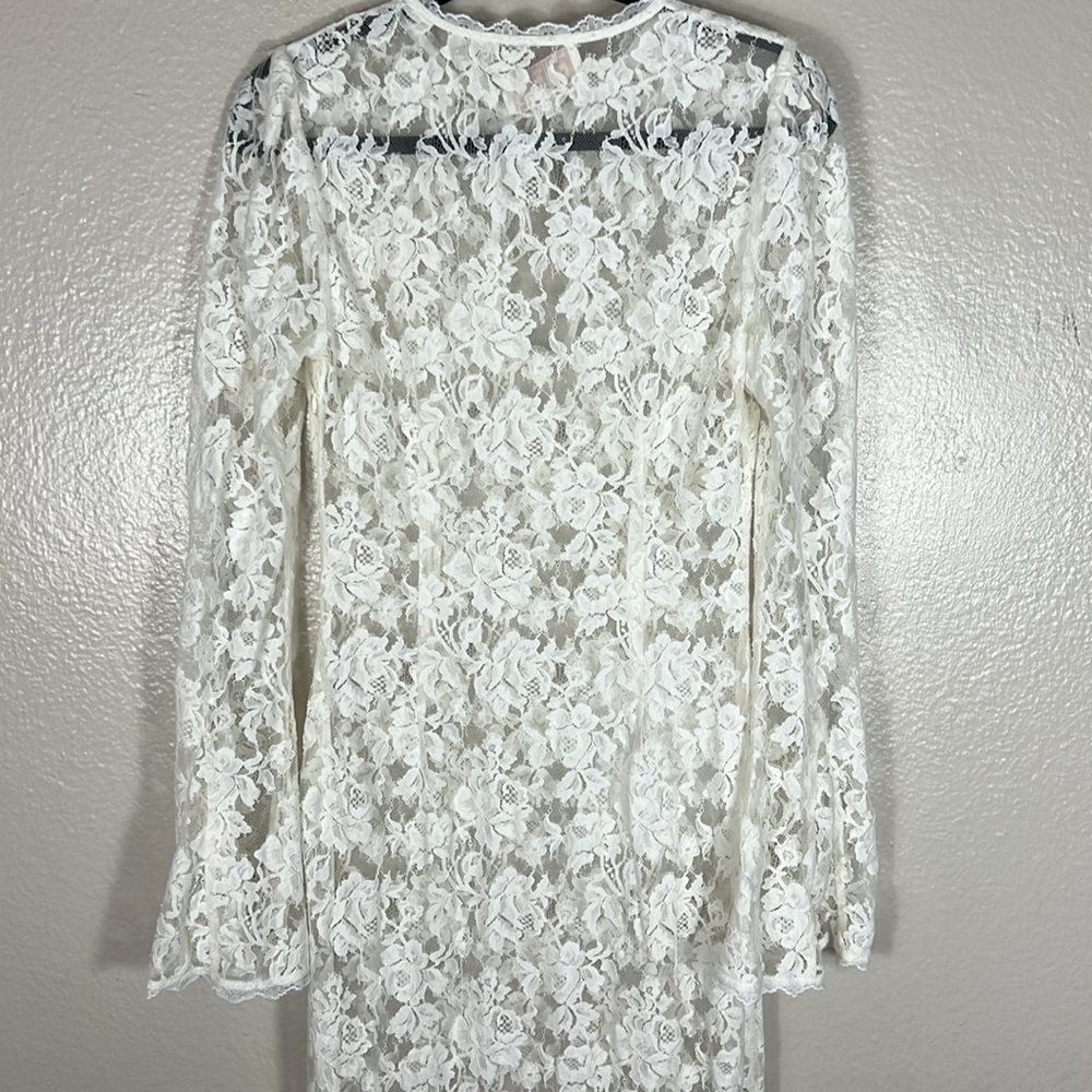 Stone Cold Fox x REVOLVE Grace Gown in Ivory As Seen On Nara Smith - Picture 7 of 9